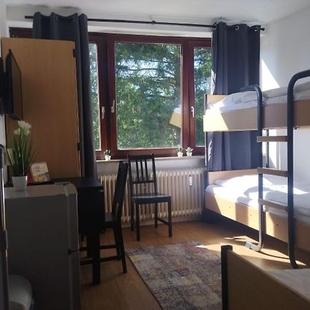 Monteurzimmer In Hamburg West Bei Hansezimmer Exterior foto
